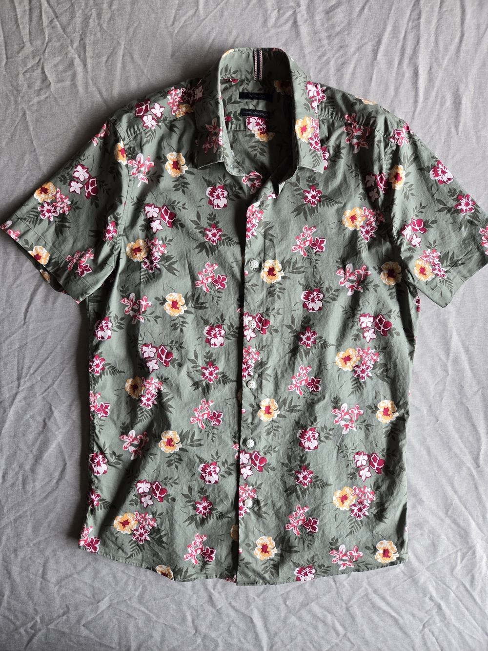 RW&CO. Olive Short-Sleeve Button-Down with Pink & Yellow Floral Print
